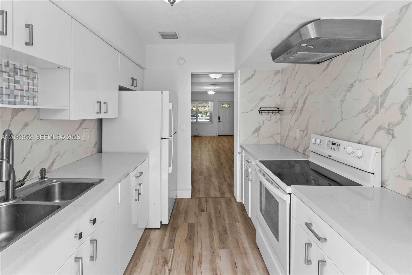 Ver detalles / 1957 sq. ft. $ 2026-09-04 0 foto