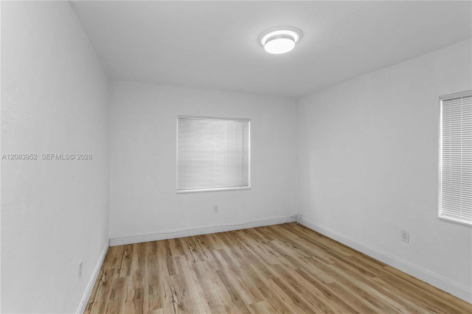 Ver detalles / 1957 sq. ft. $ 2026-09-04 0 foto