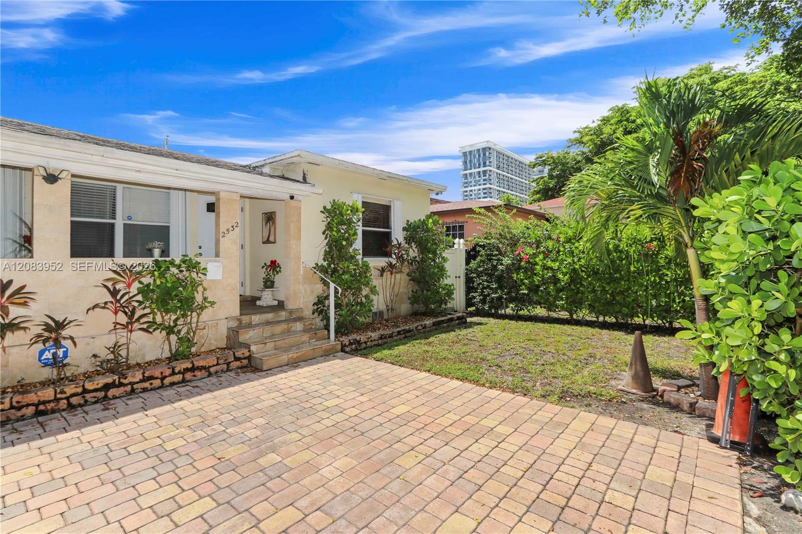 Ver detalles / 1957 sq. ft. $ 2026-09-04 0 foto