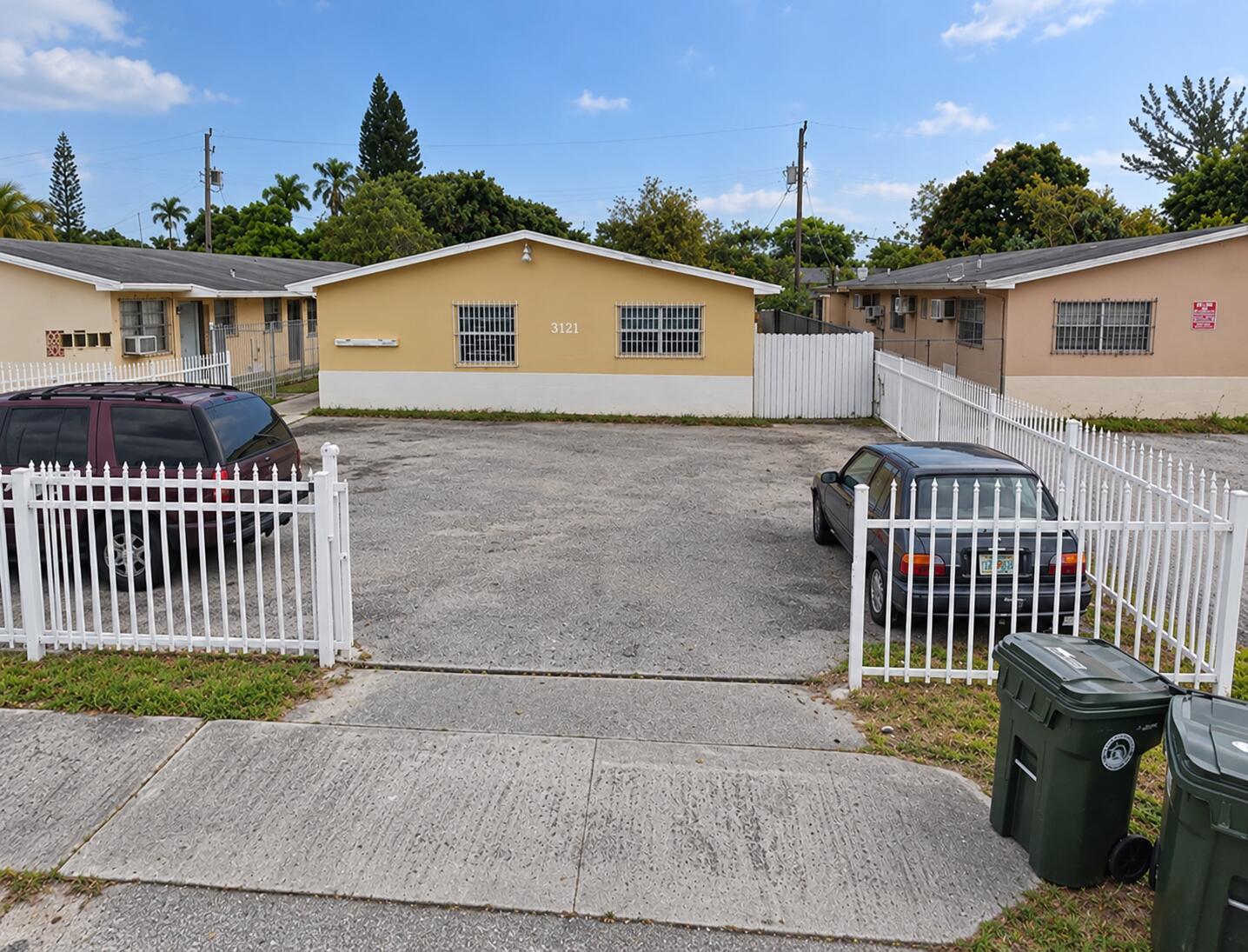 Ver detalles 1-4 / 0 2948 sq. ft. $ 2026-09-06 0 foto