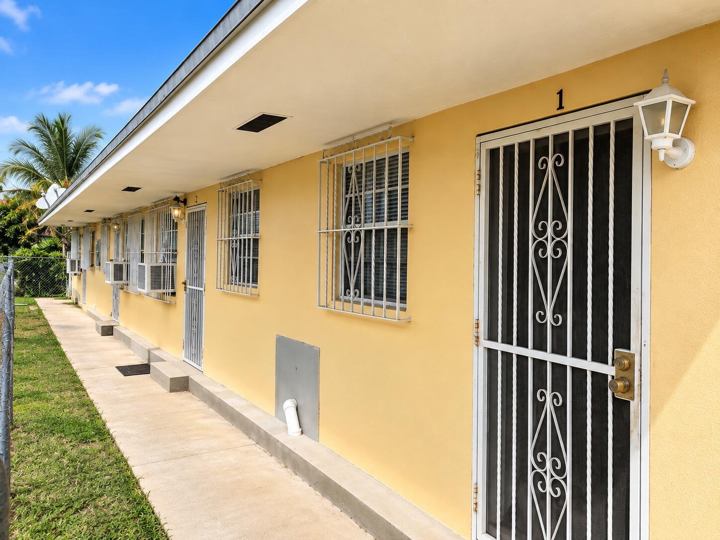 Ver detalles 1-4 / 0 2948 sq. ft. $ 2026-09-06 0 foto