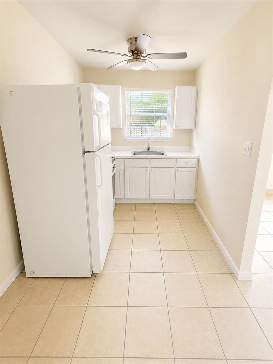 Ver detalles 1-4 / 0 2948 sq. ft. $ 2026-09-06 0 foto