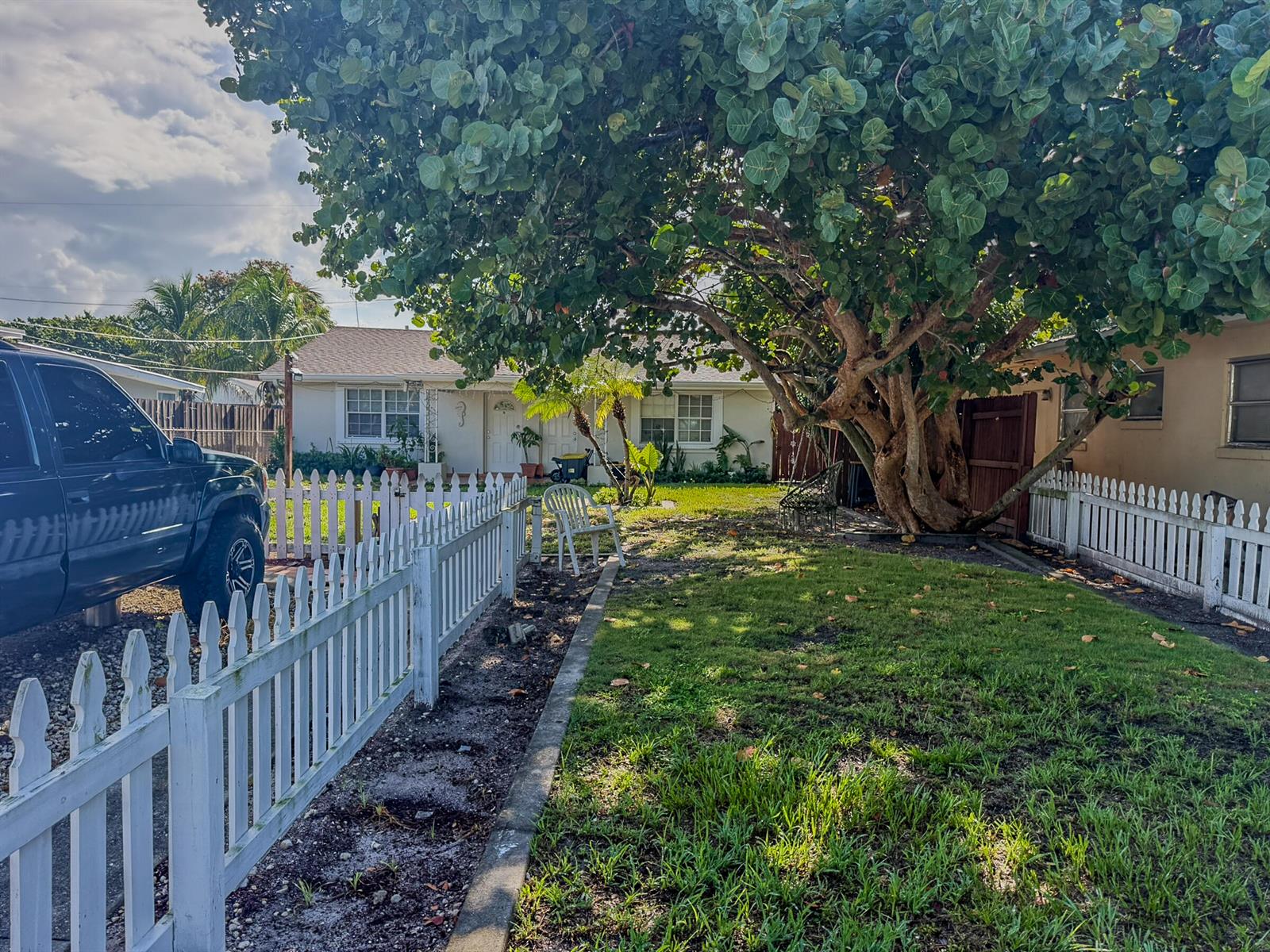   / 0 1240 sq. ft. $ 2026-10-07 0 Photo