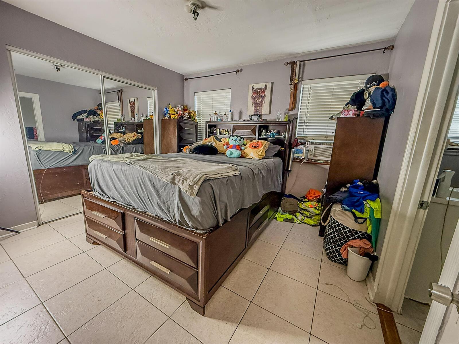  / 0 1240 sq. ft. $ 2026-10-07 0 Photo