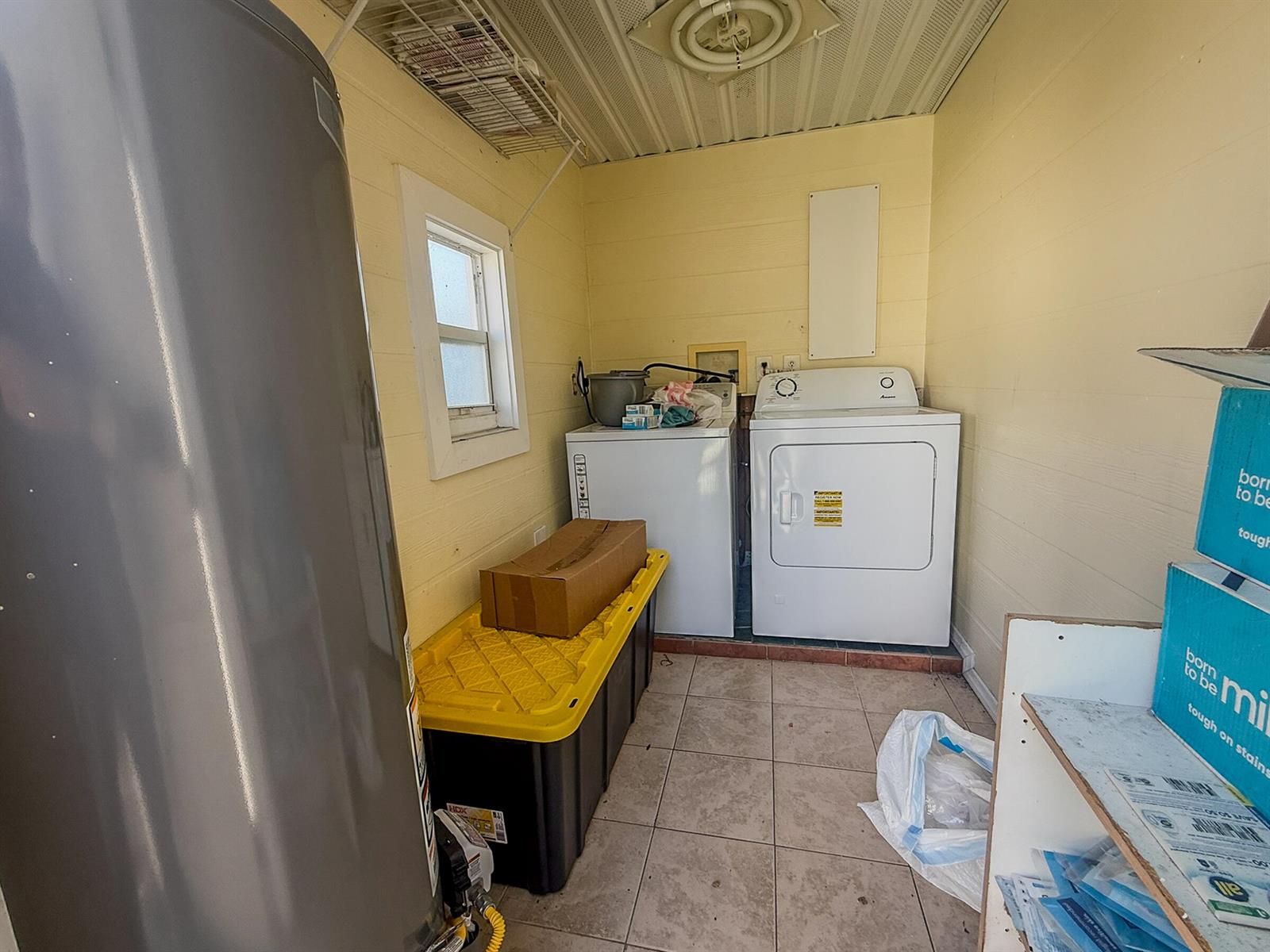   / 0 1240 sq. ft. $ 2026-10-07 0 Photo