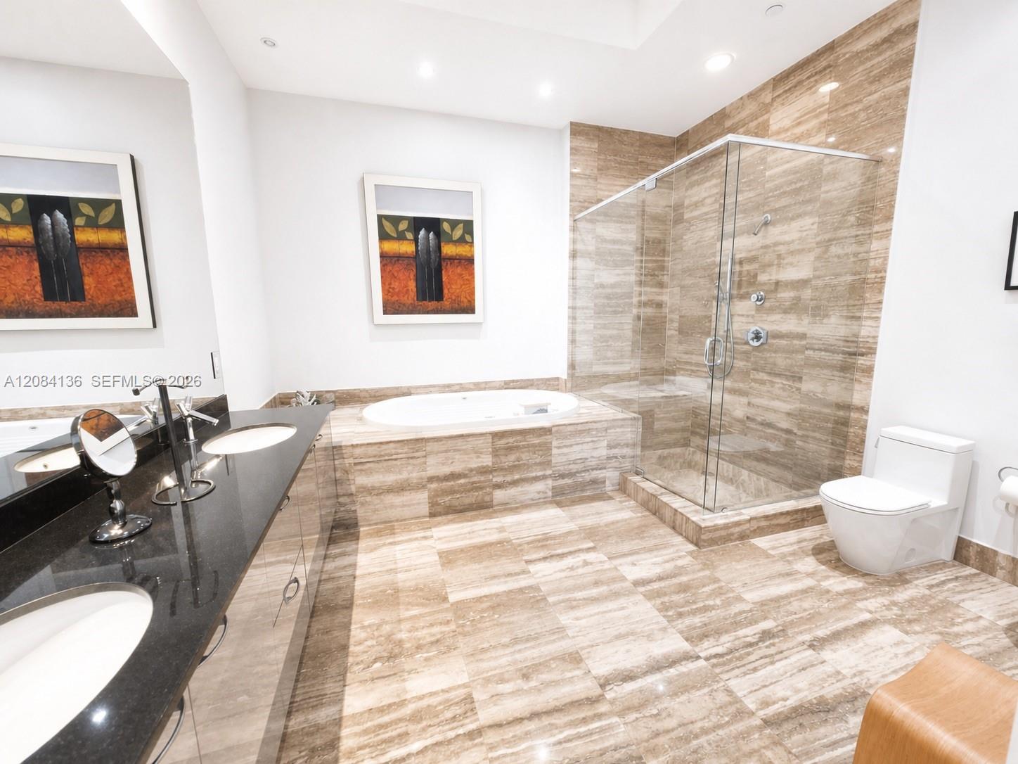 See details 4303 3 / 3 1962 sq. ft. $ 2026-09-05 0 Photo