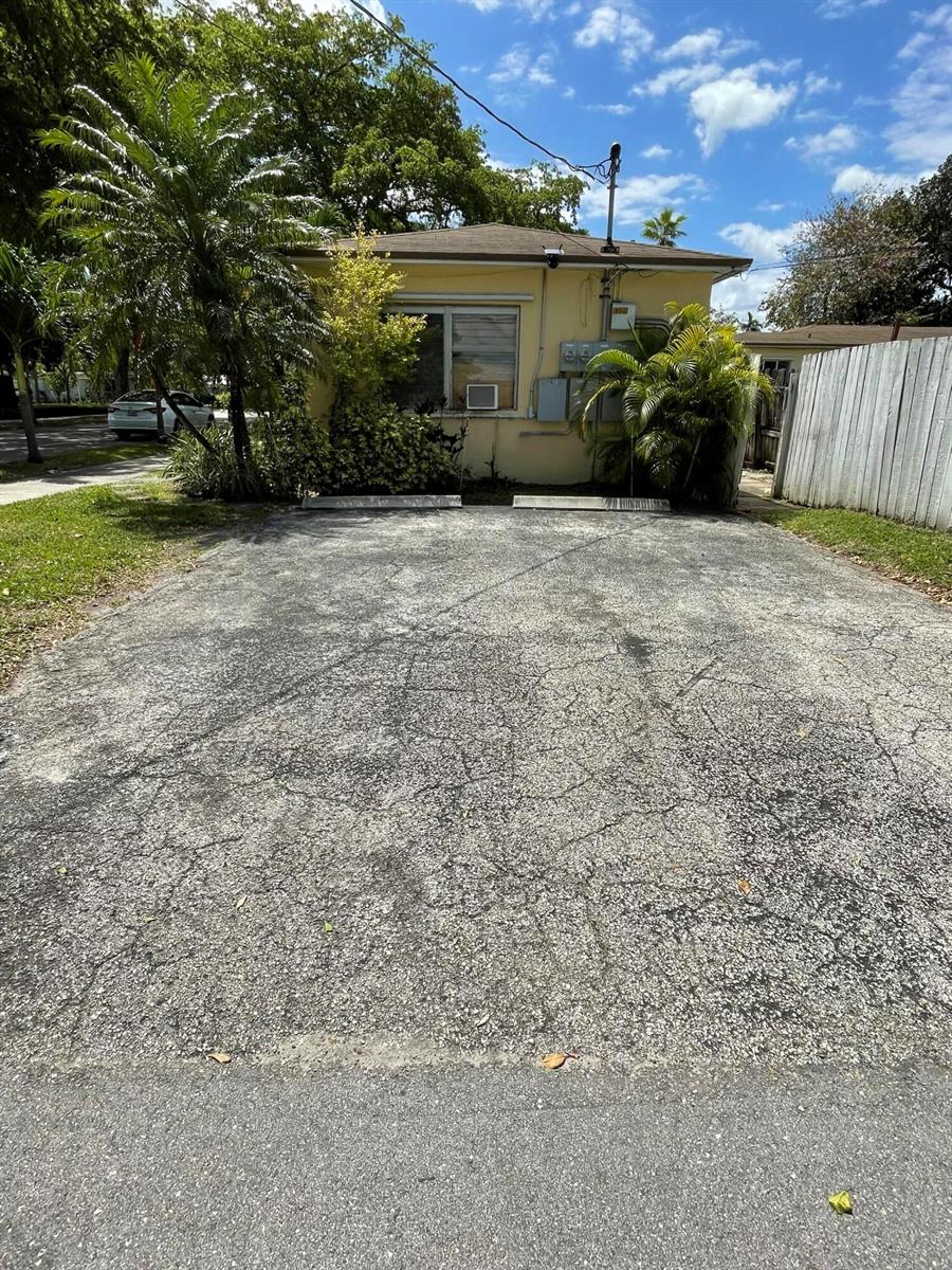   / 0 1476 sq. ft. $ 2026-09-11 0 Photo
