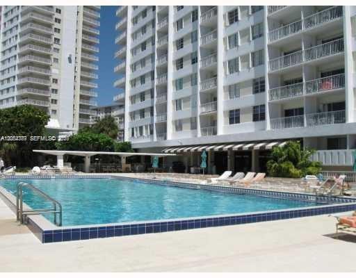 501 1 / 2 762 sq. ft. $ 2026-09-06 0 Photo