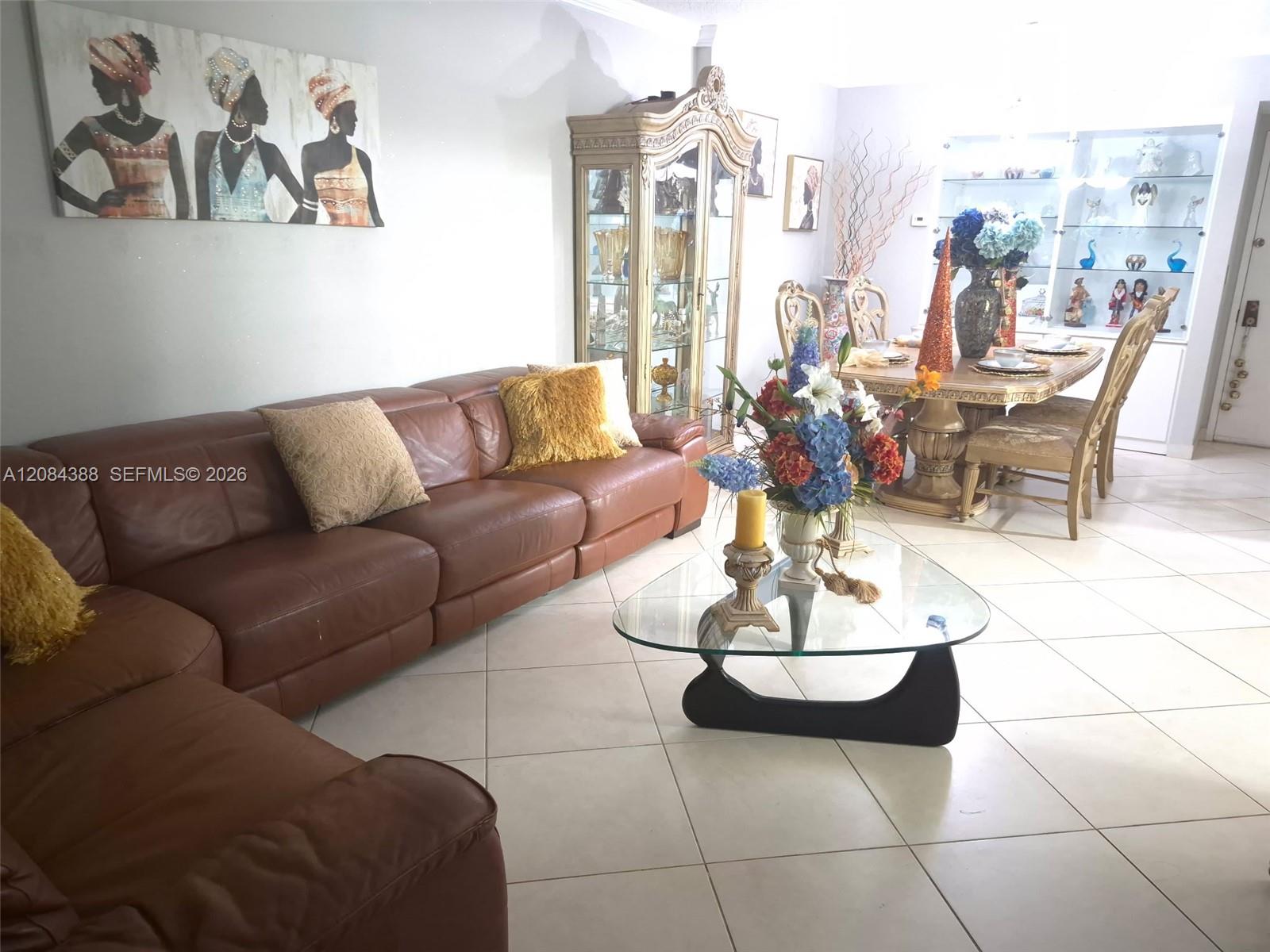 See details 300-B 2 / 2 1132 sq. ft. $ 2026-09-06 0 Photo