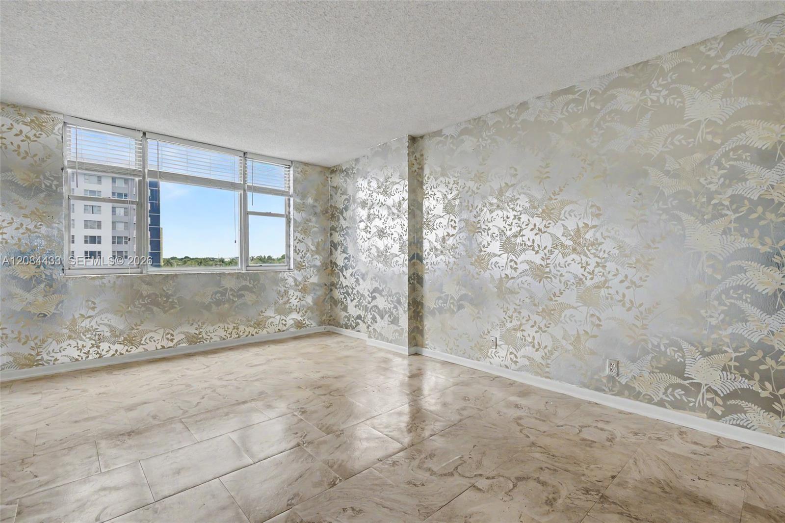 520 2 / 2 1284 sq. ft. $ 2026-09-06 0 Photo