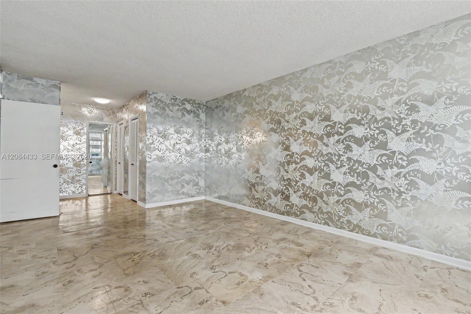 520 2 / 2 1284 sq. ft. $ 2026-09-06 0 Photo