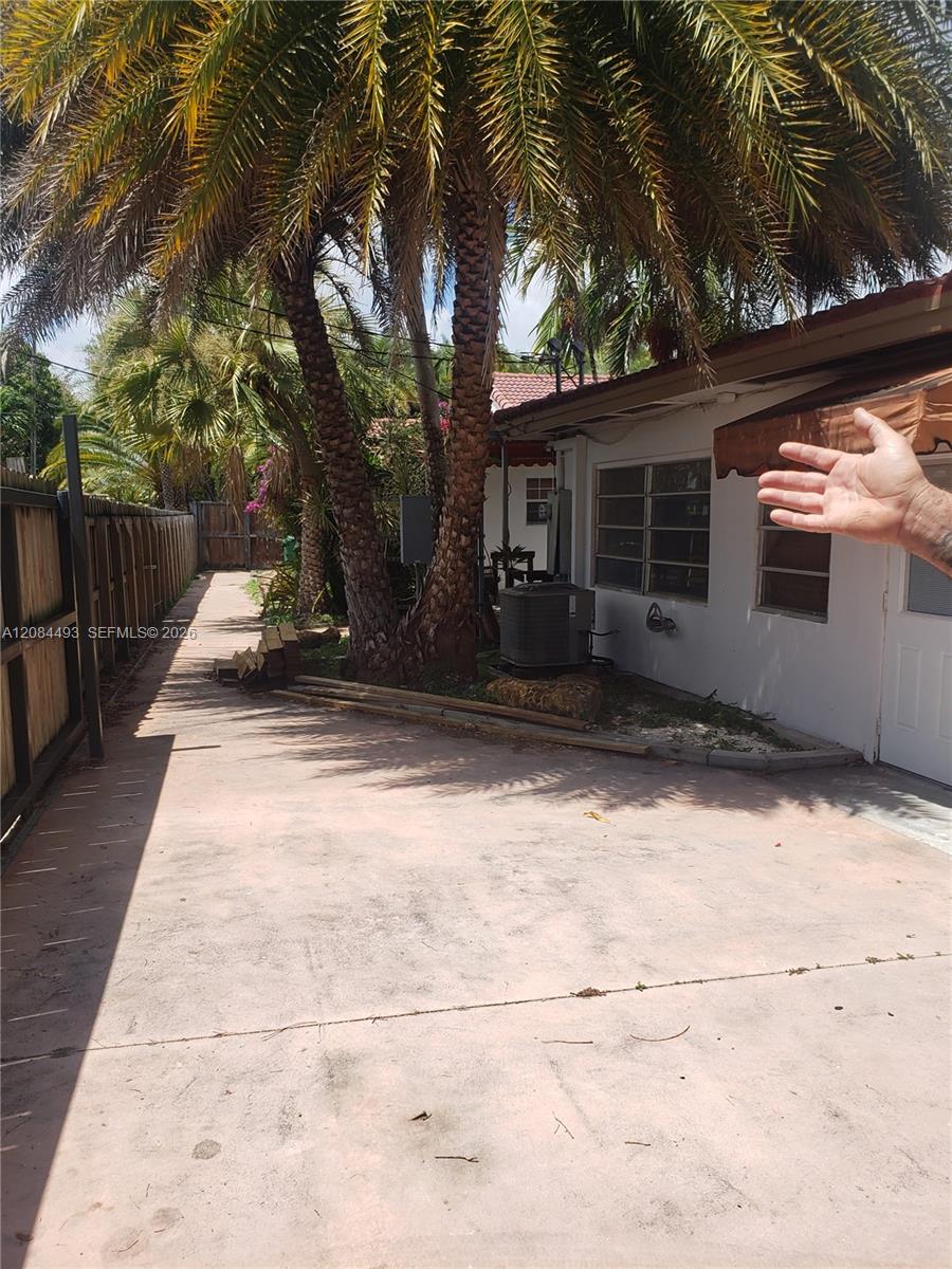 See details / 2264 sq. ft. $ 2026-09-17 0 Photo