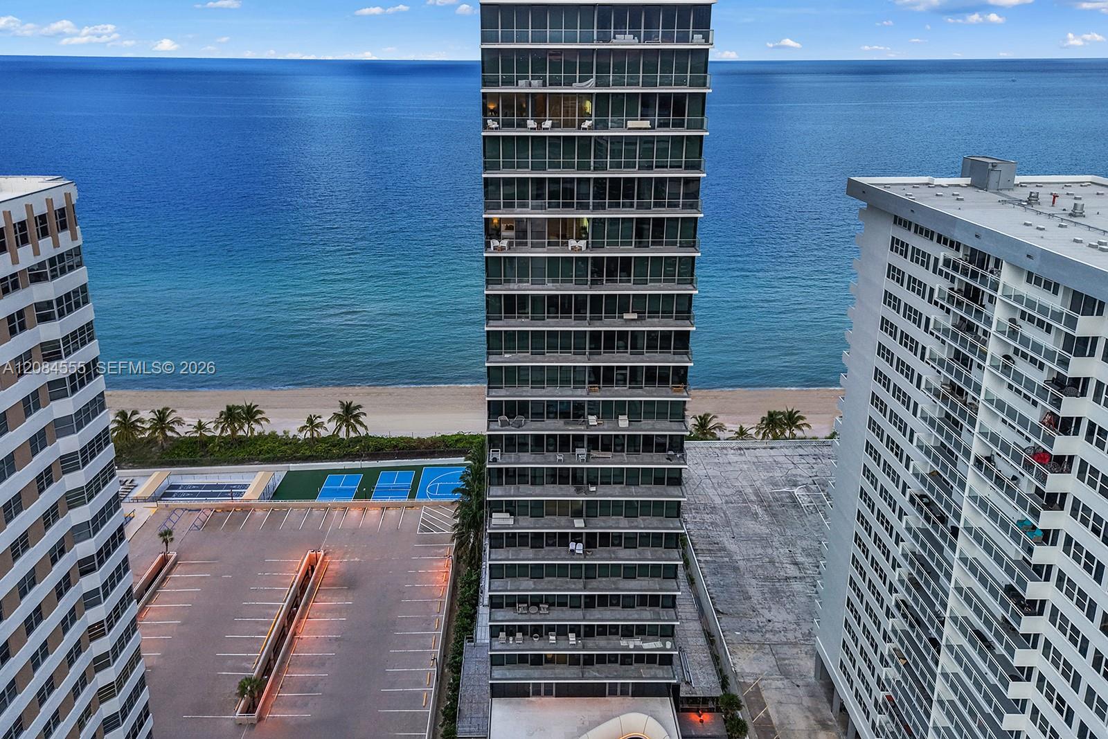 Ver detalles 22A 3 / 4 2913 sq. ft. $ 2026-09-06 0 foto