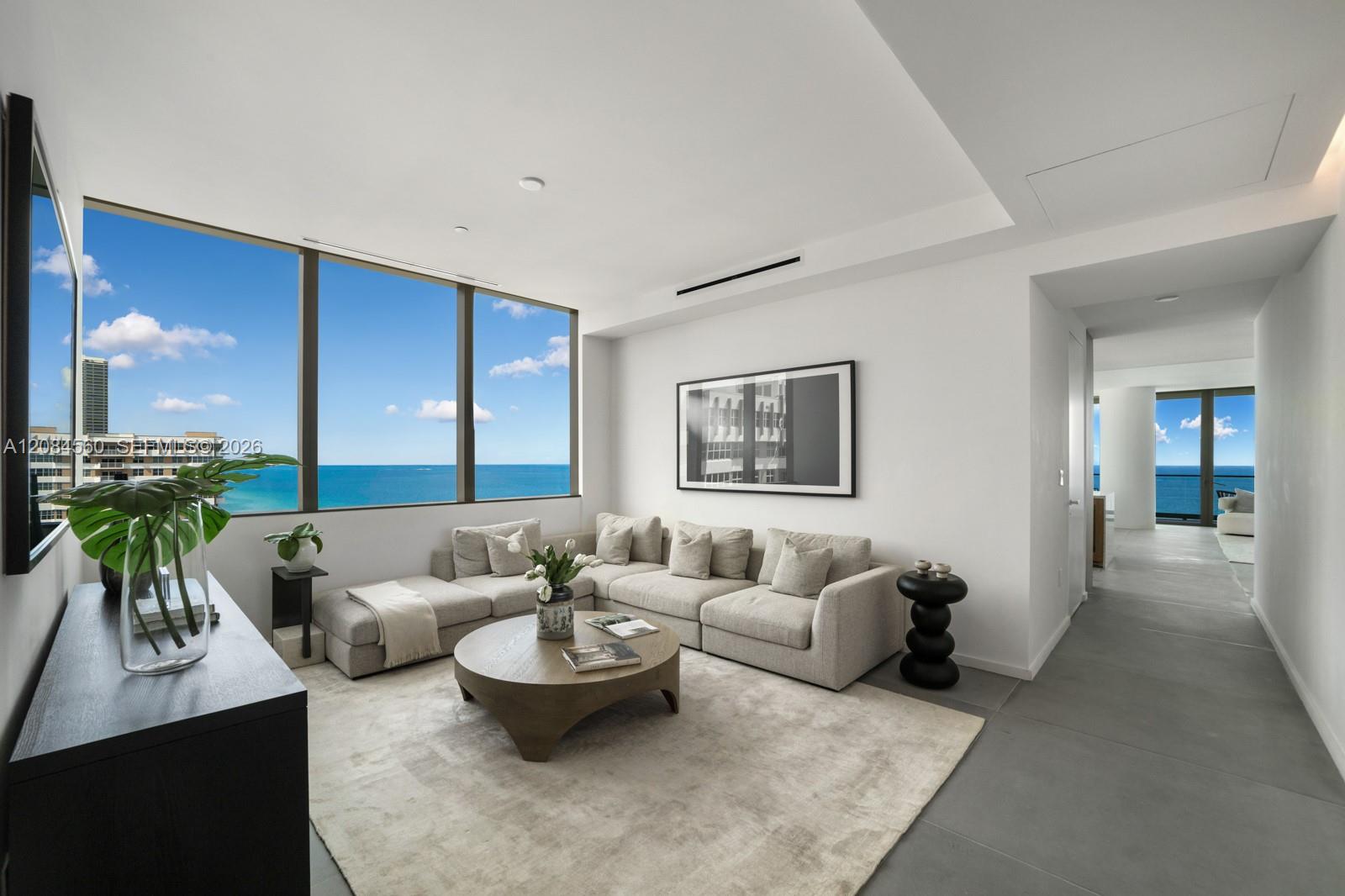 19A 3 / 4 2913 sq. ft. $ 2026-09-06 0 foto