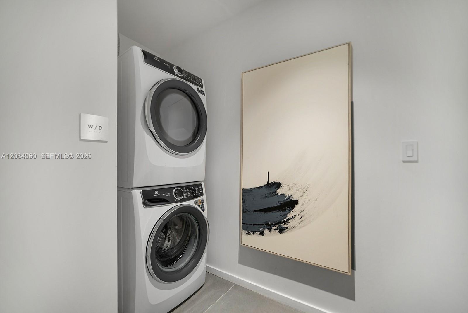 19A 3 / 4 2913 sq. ft. $ 2026-09-06 0 foto