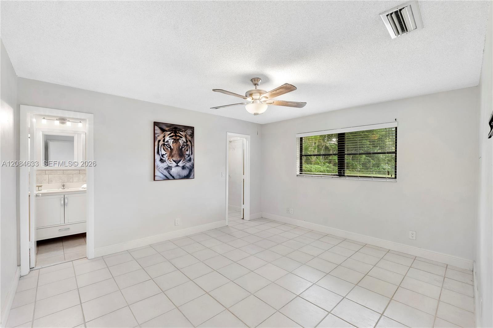 Ver detalles / 3733 sq. ft. $ 2026-09-07 0 foto