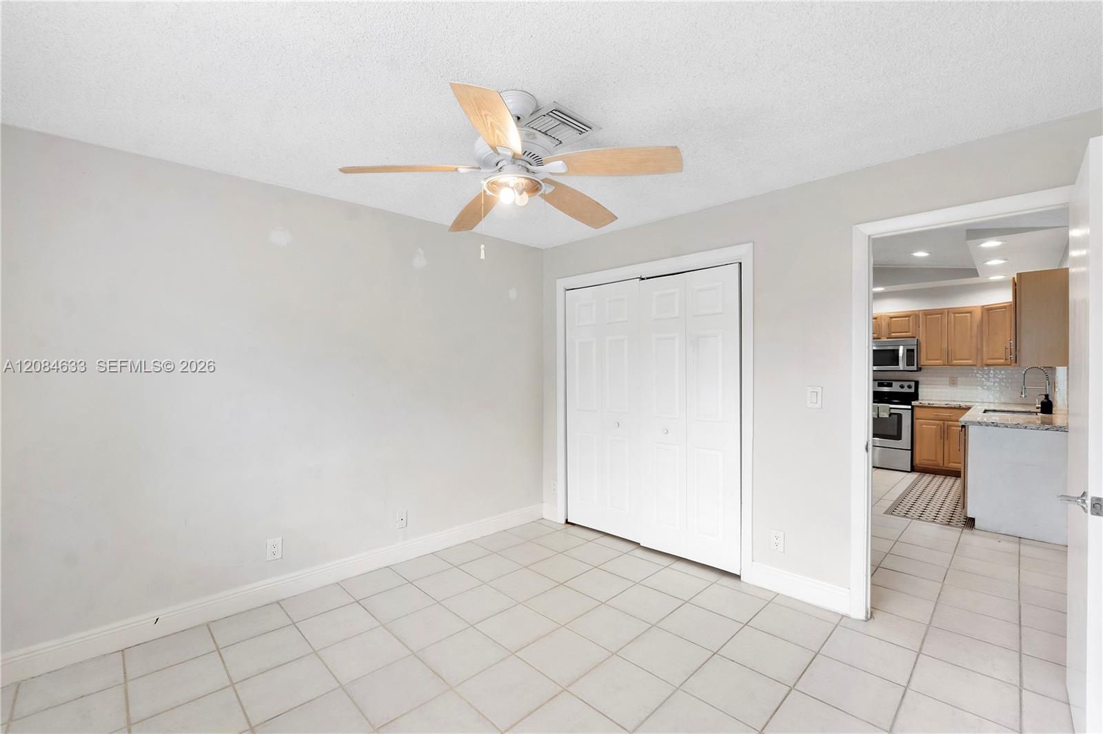 Ver detalles / 3733 sq. ft. $ 2026-09-07 0 foto