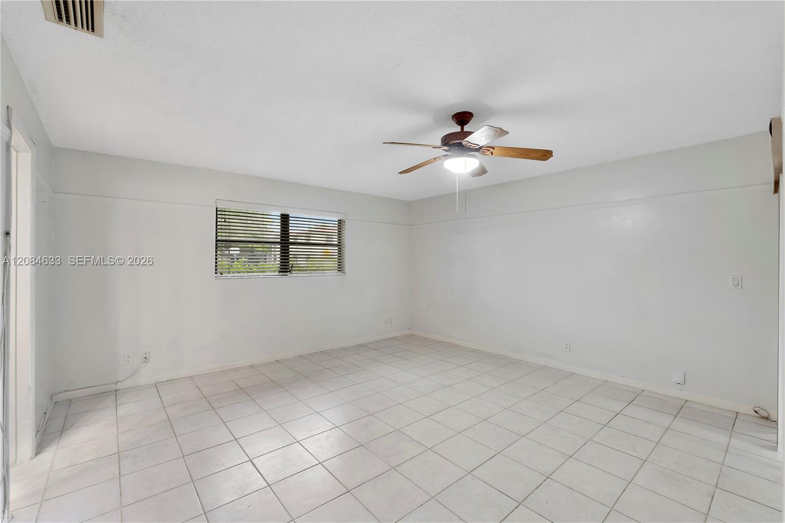 Ver detalles / 3733 sq. ft. $ 2026-09-07 0 foto