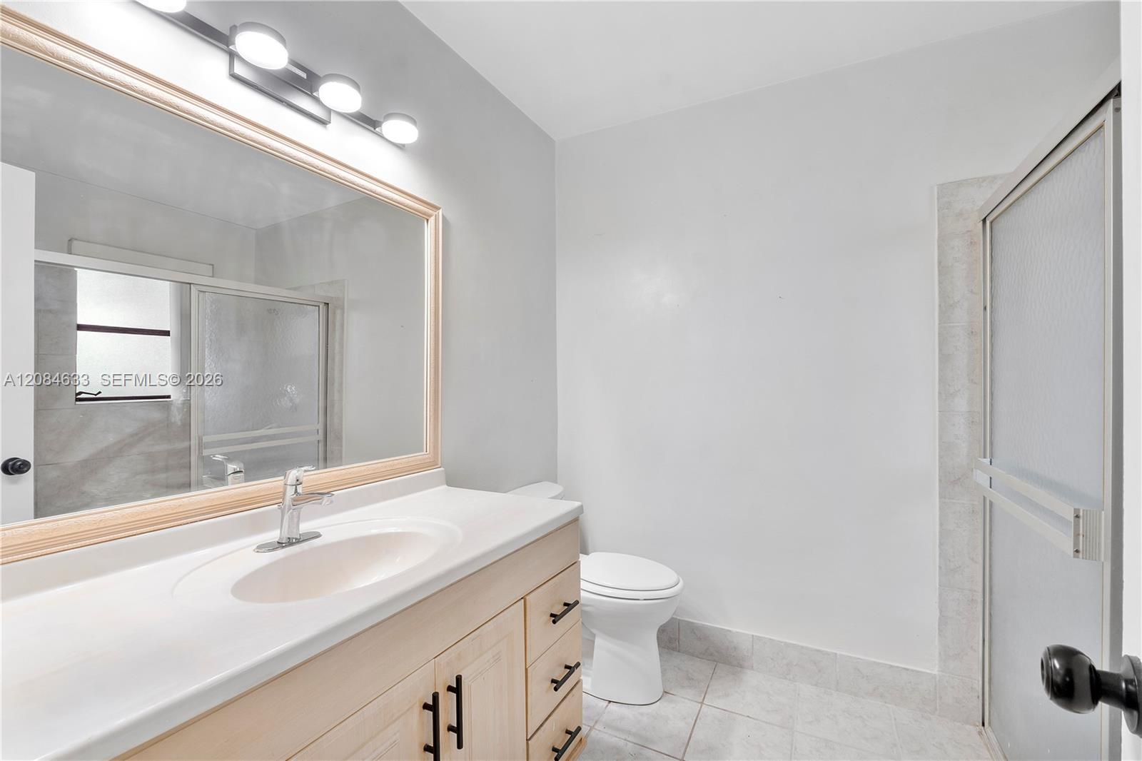 Ver detalles / 3733 sq. ft. $ 2026-09-07 0 foto