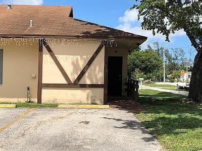   / 0 2022 sq. ft. $ 2026-09-08 0 foto