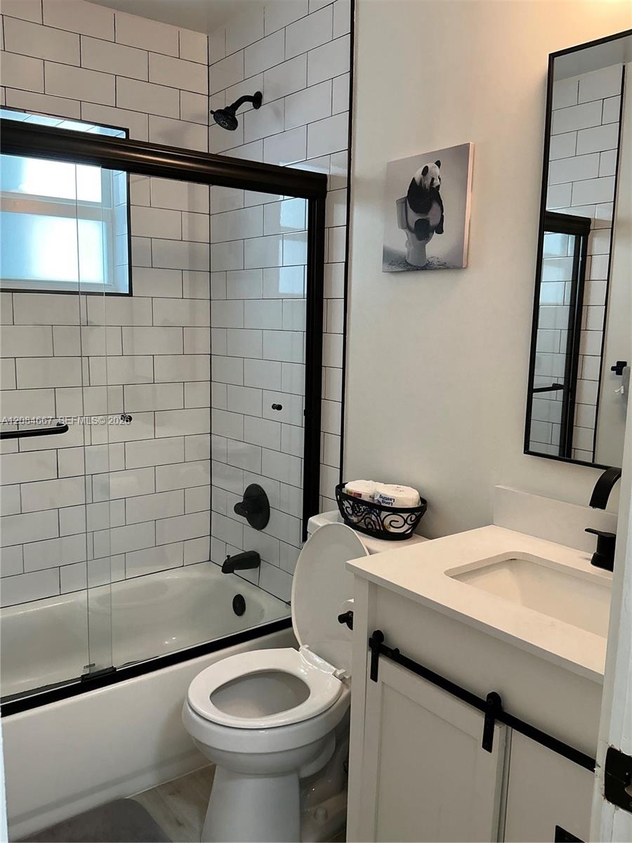 See details / 1382 sq. ft. $ 2026-09-07 0 Photo