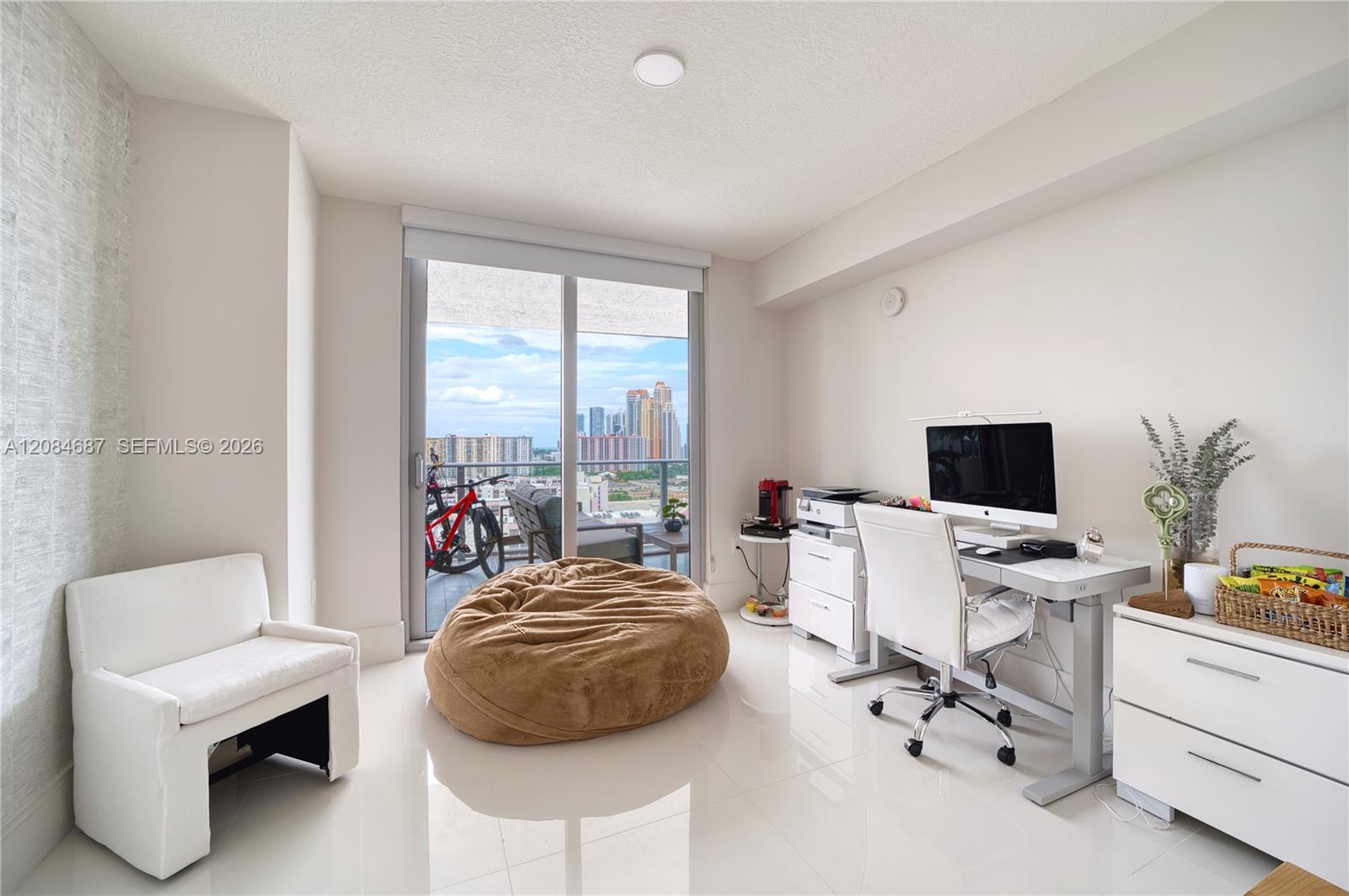 See details 4-1701 3 / 4 1892 sq. ft. $ 2026-09-07 0 Photo
