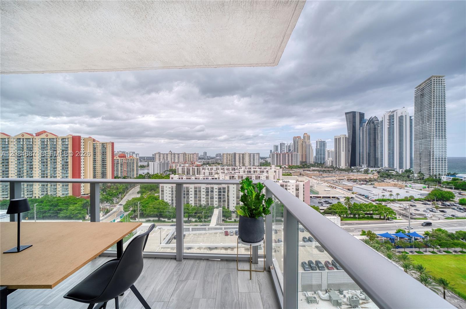 See details 4-1701 3 / 4 1892 sq. ft. $ 2026-09-07 0 Photo