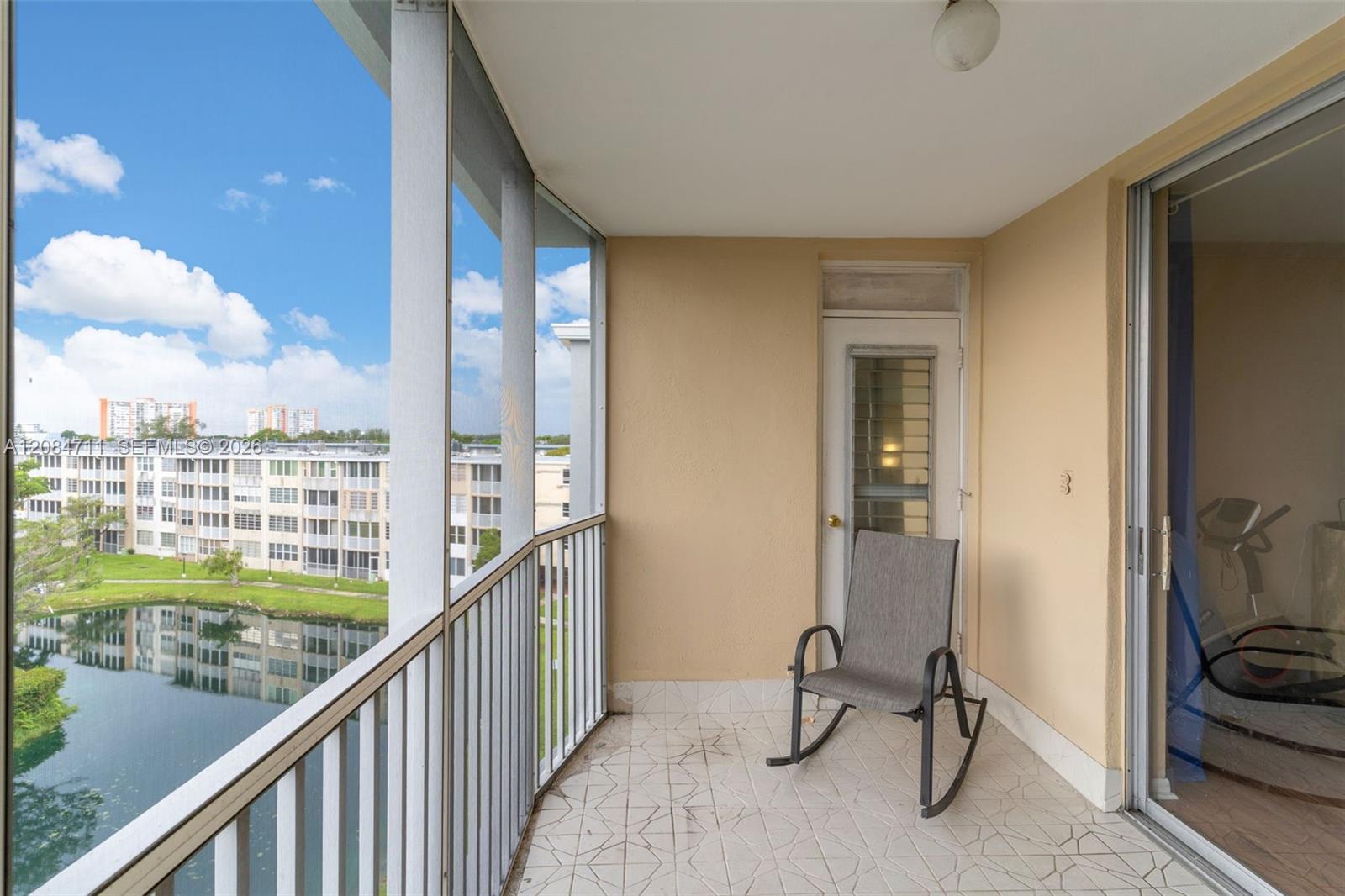 508 2 / 1 1036 sq. ft. $ 2026-09-07 0 Photo