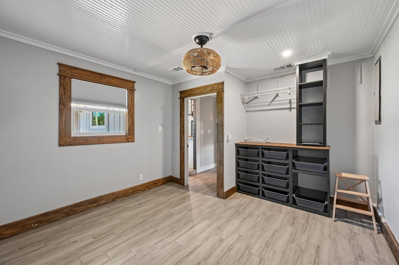   / 0 2164 sq. ft. $ 2026-09-11 0 foto