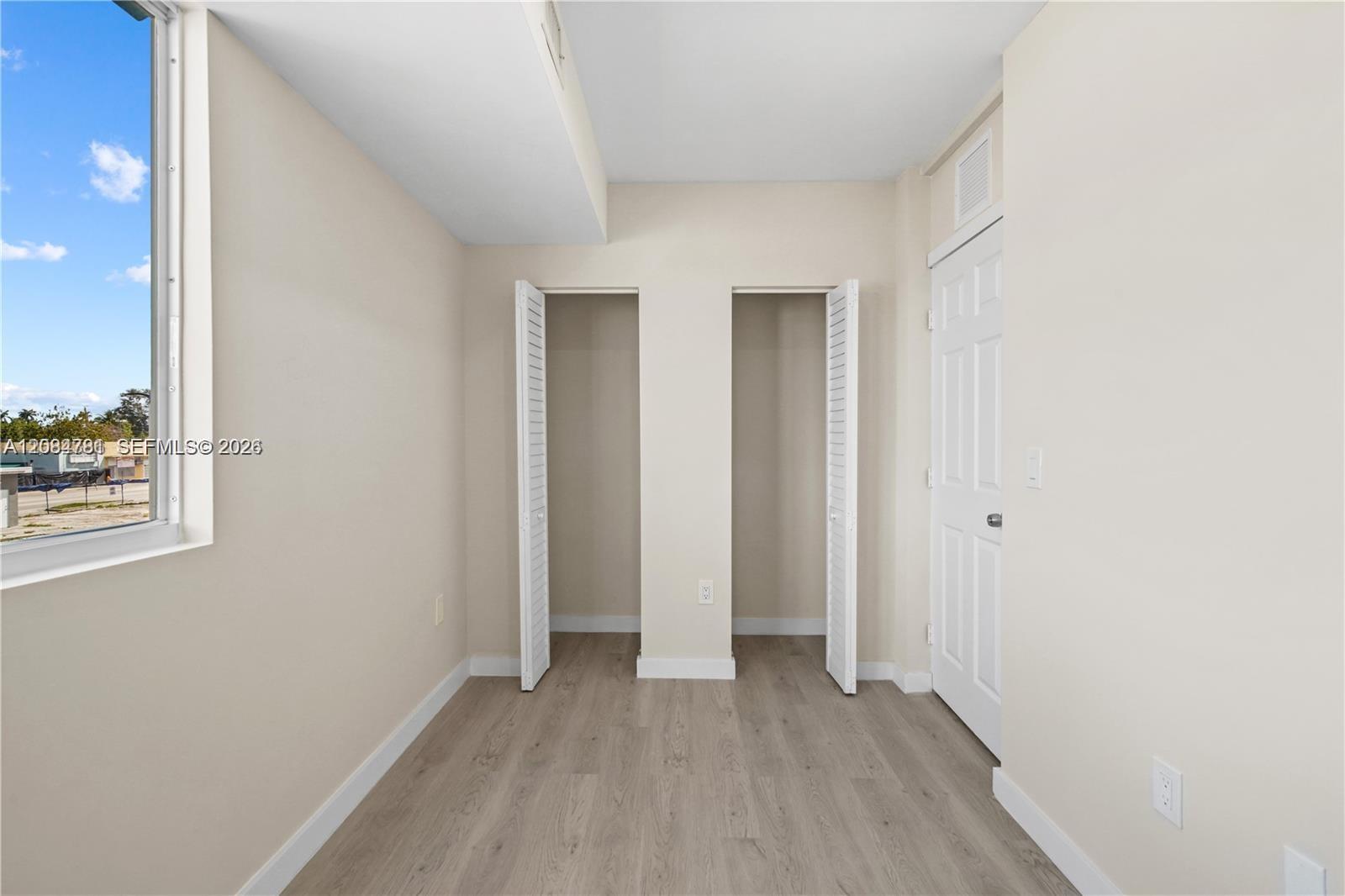 Ver detalles / 2880 sq. ft. $ 2026-09-07 0 foto