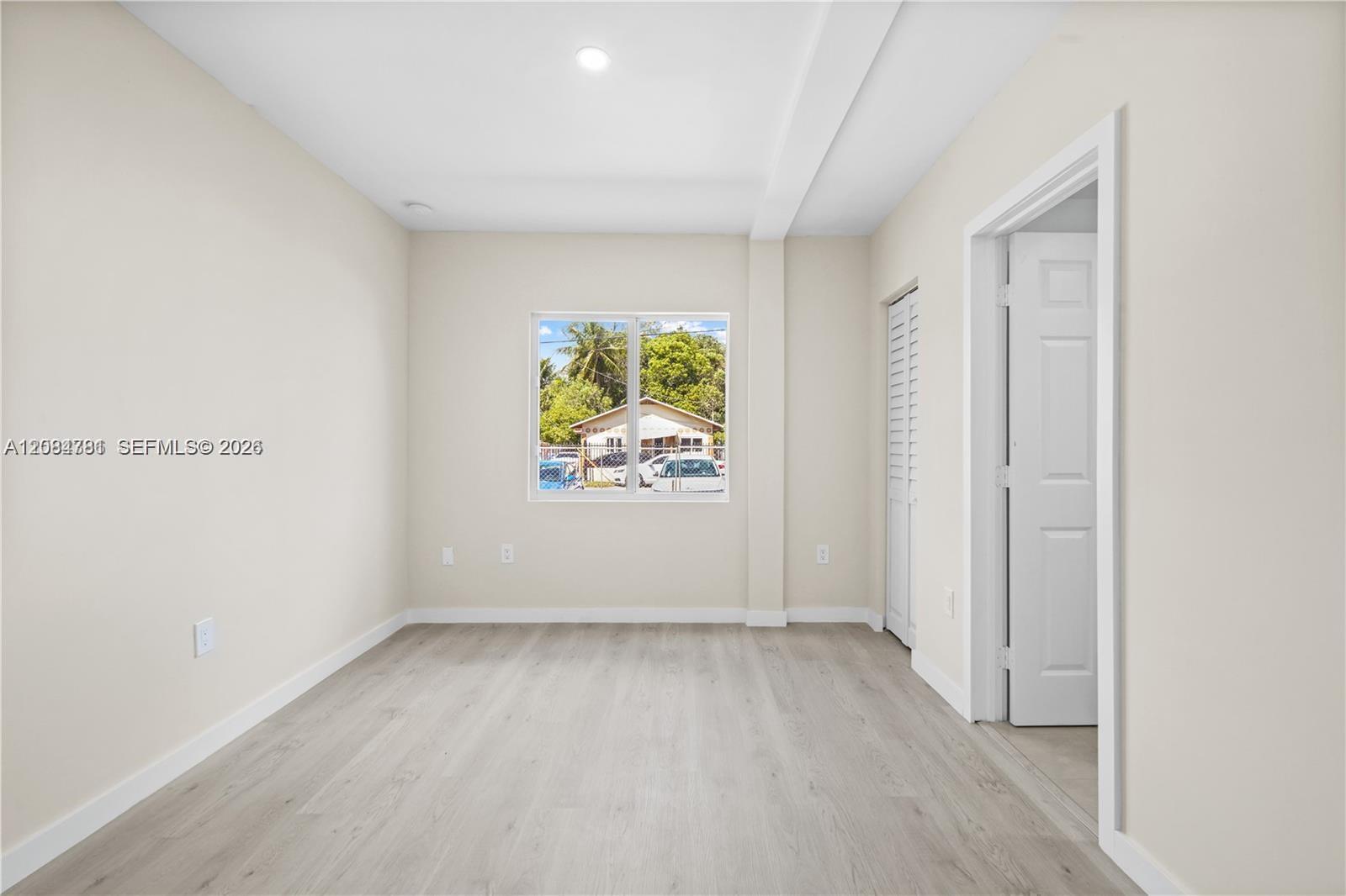 Ver detalles / 2880 sq. ft. $ 2026-09-07 0 foto