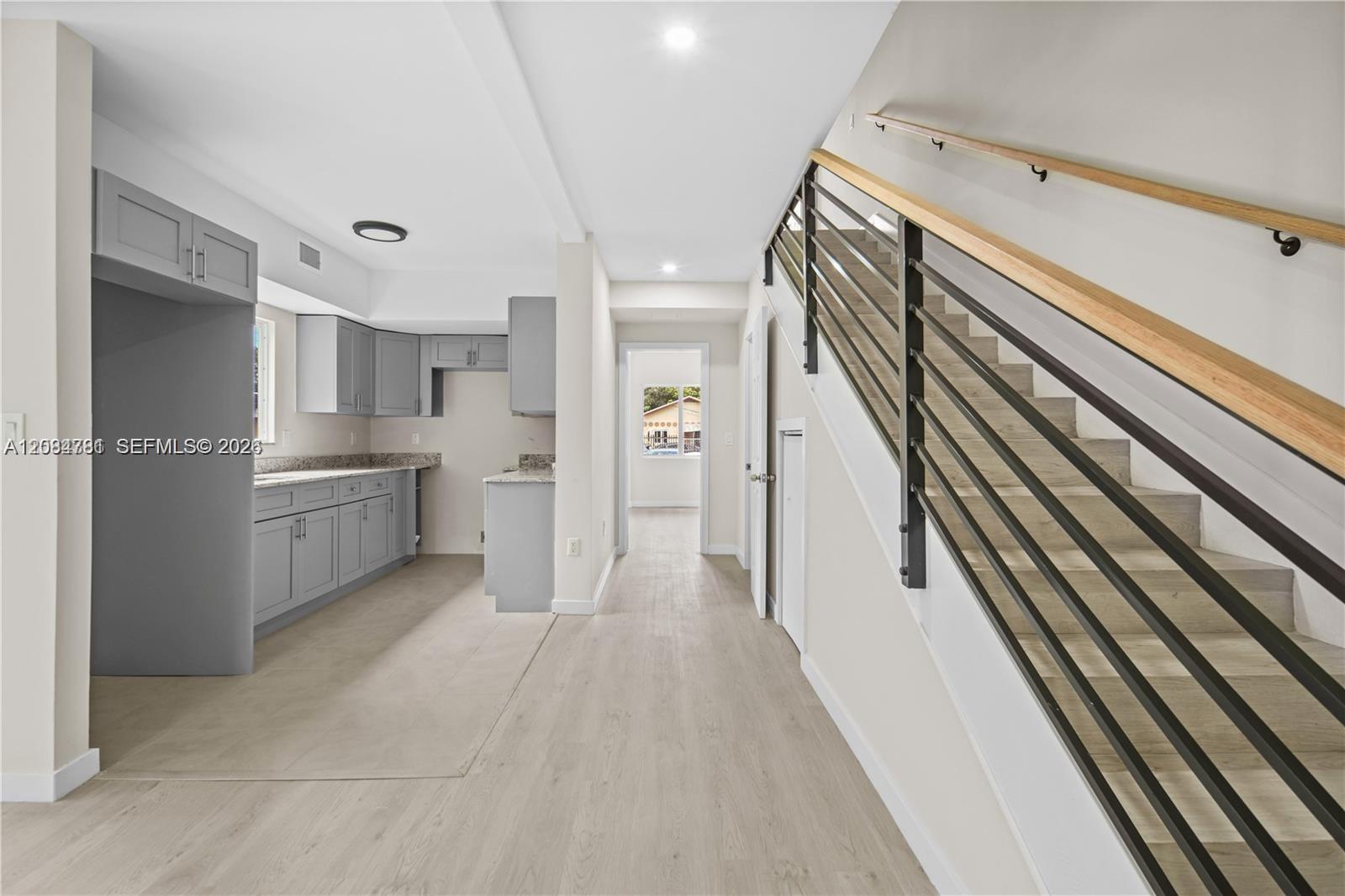 Ver detalles / 2880 sq. ft. $ 2026-09-07 0 foto