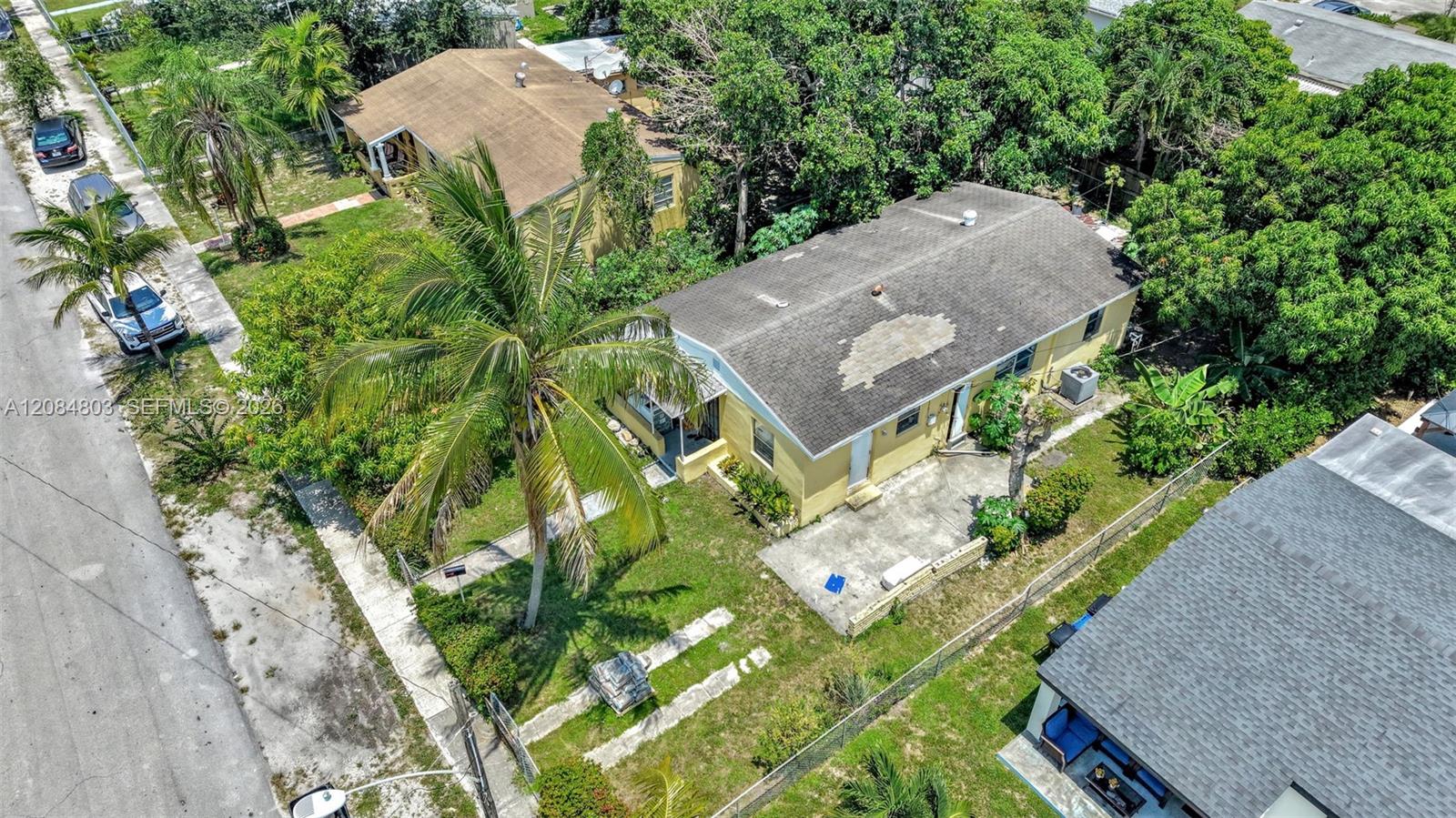 15601 3 / 2 1125 sq. ft. $ 2026-09-07 0 foto