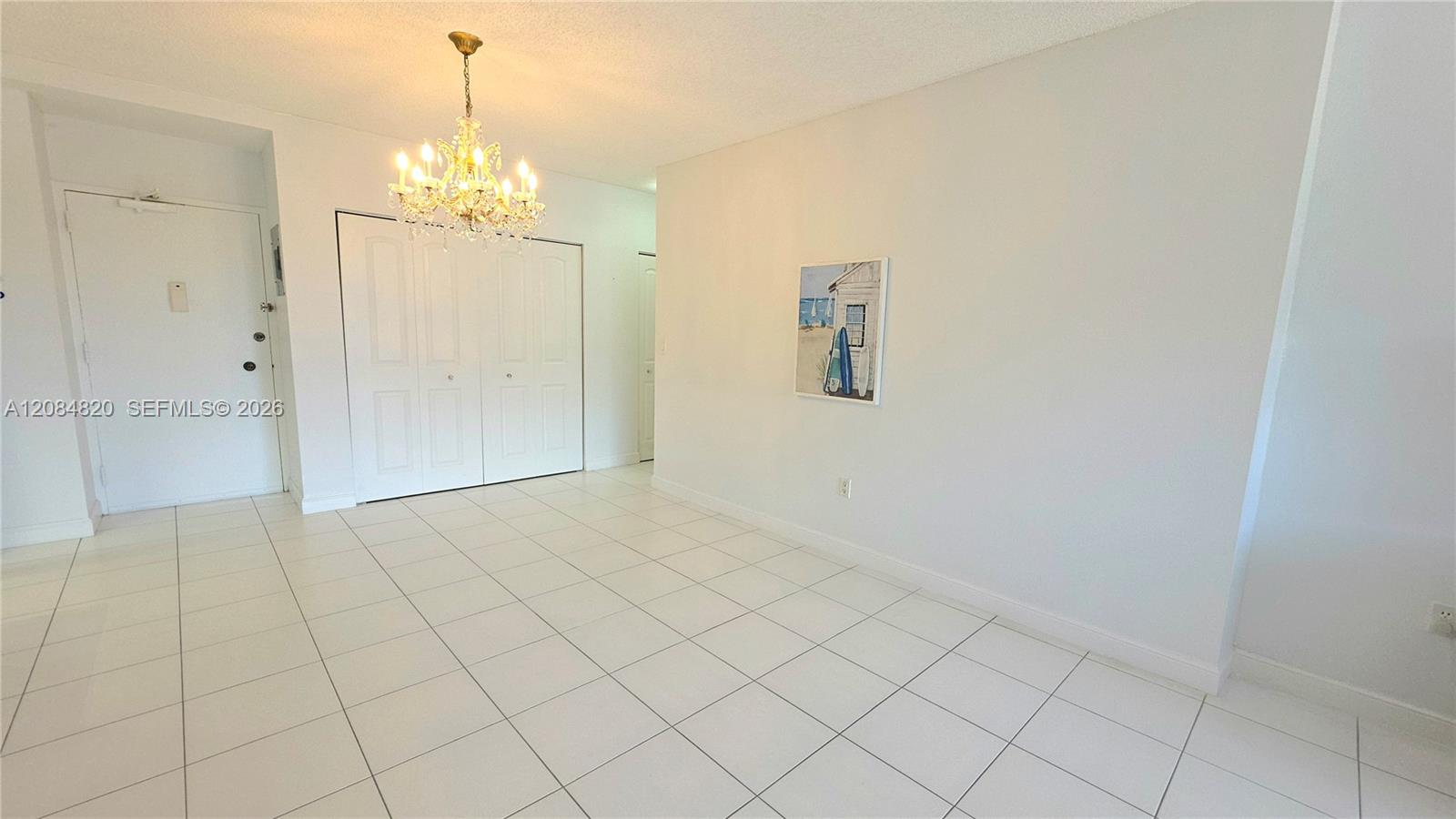 See details 10N 1 / 2 870 sq. ft. $ 2026-09-07 0 Photo