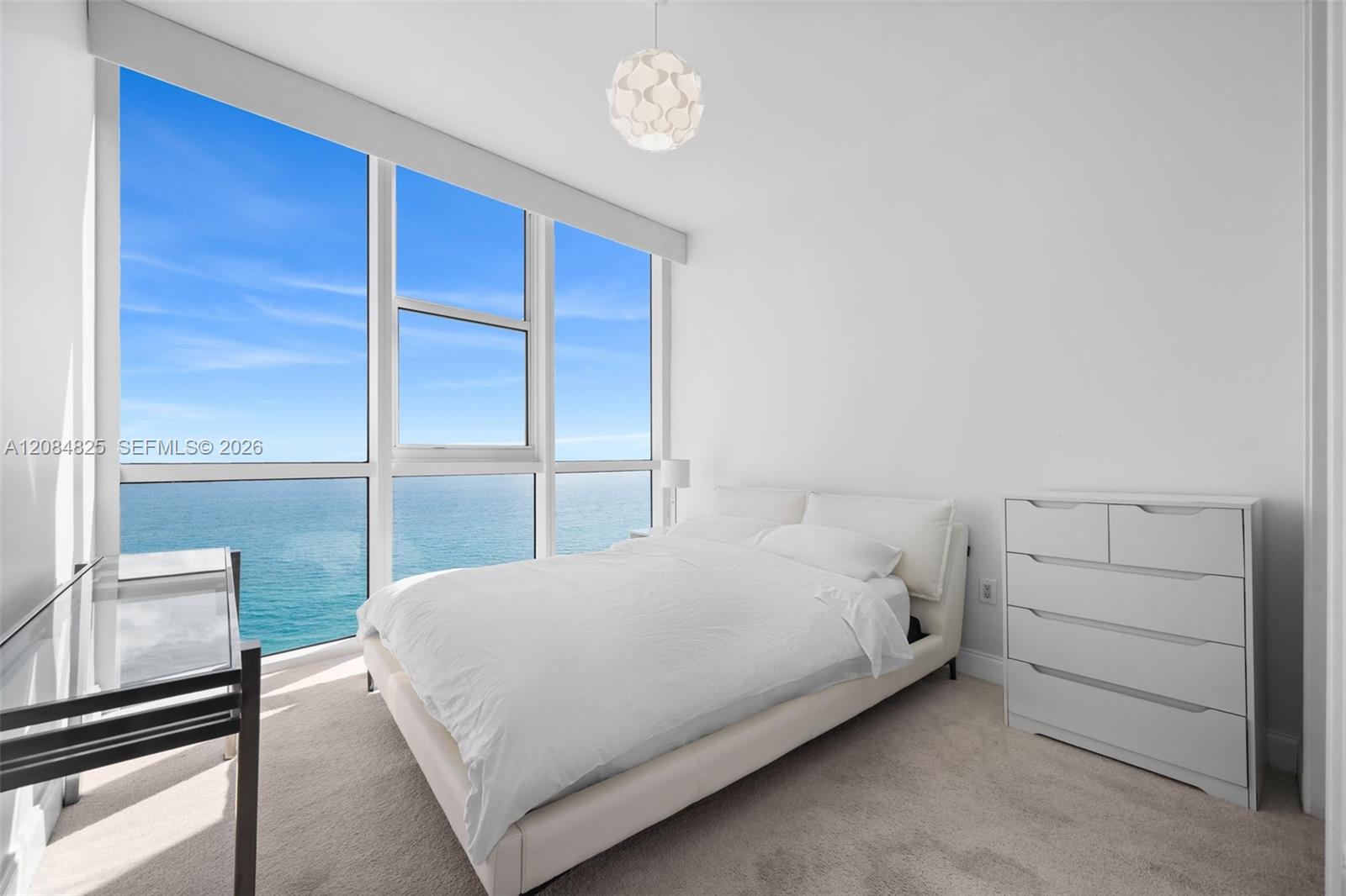 See details 4709 2 / 3 1722 sq. ft. $ 2026-09-07 0 Photo