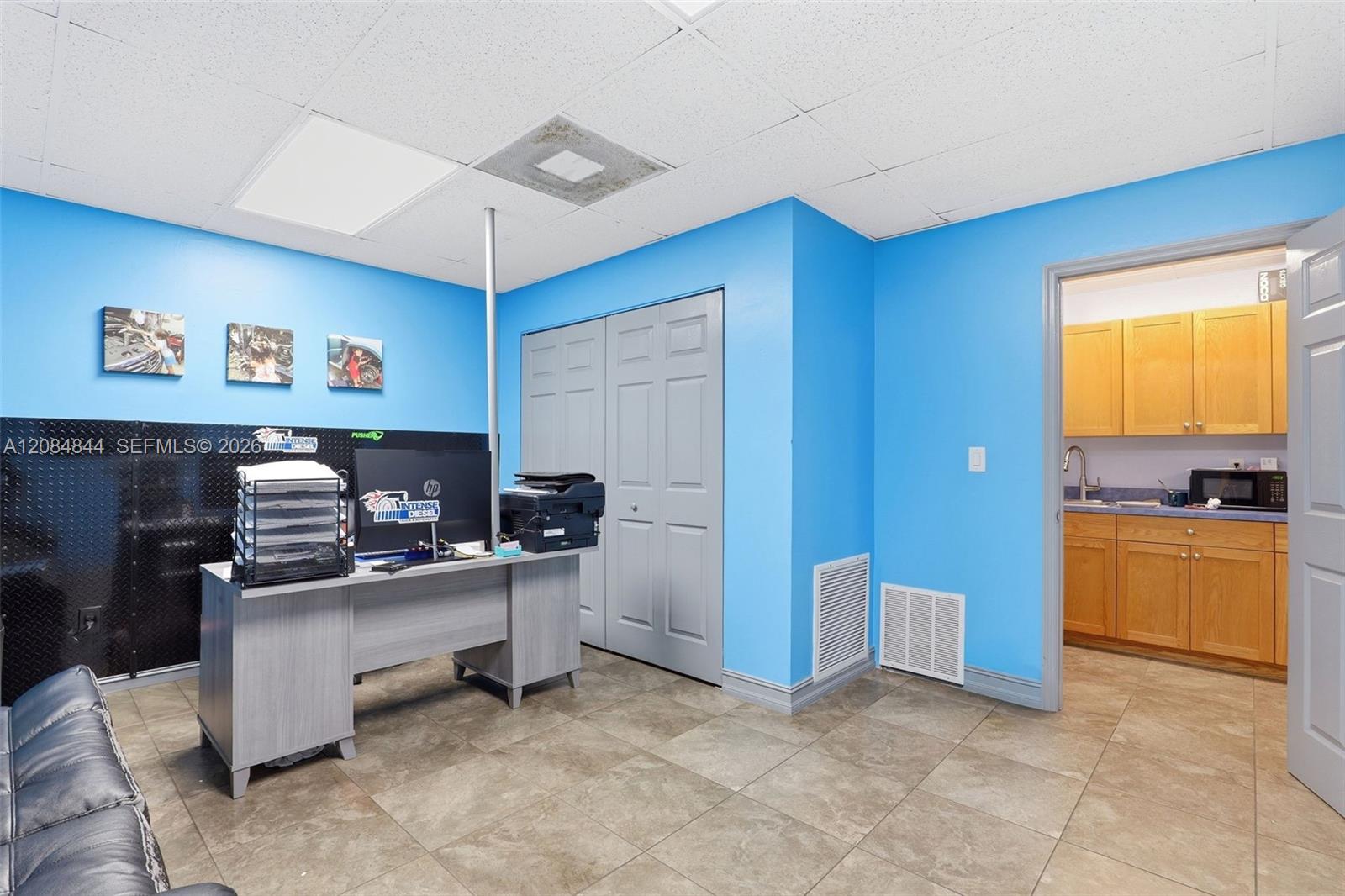 See details / sq. ft. $ 2026-09-07 0 Photo