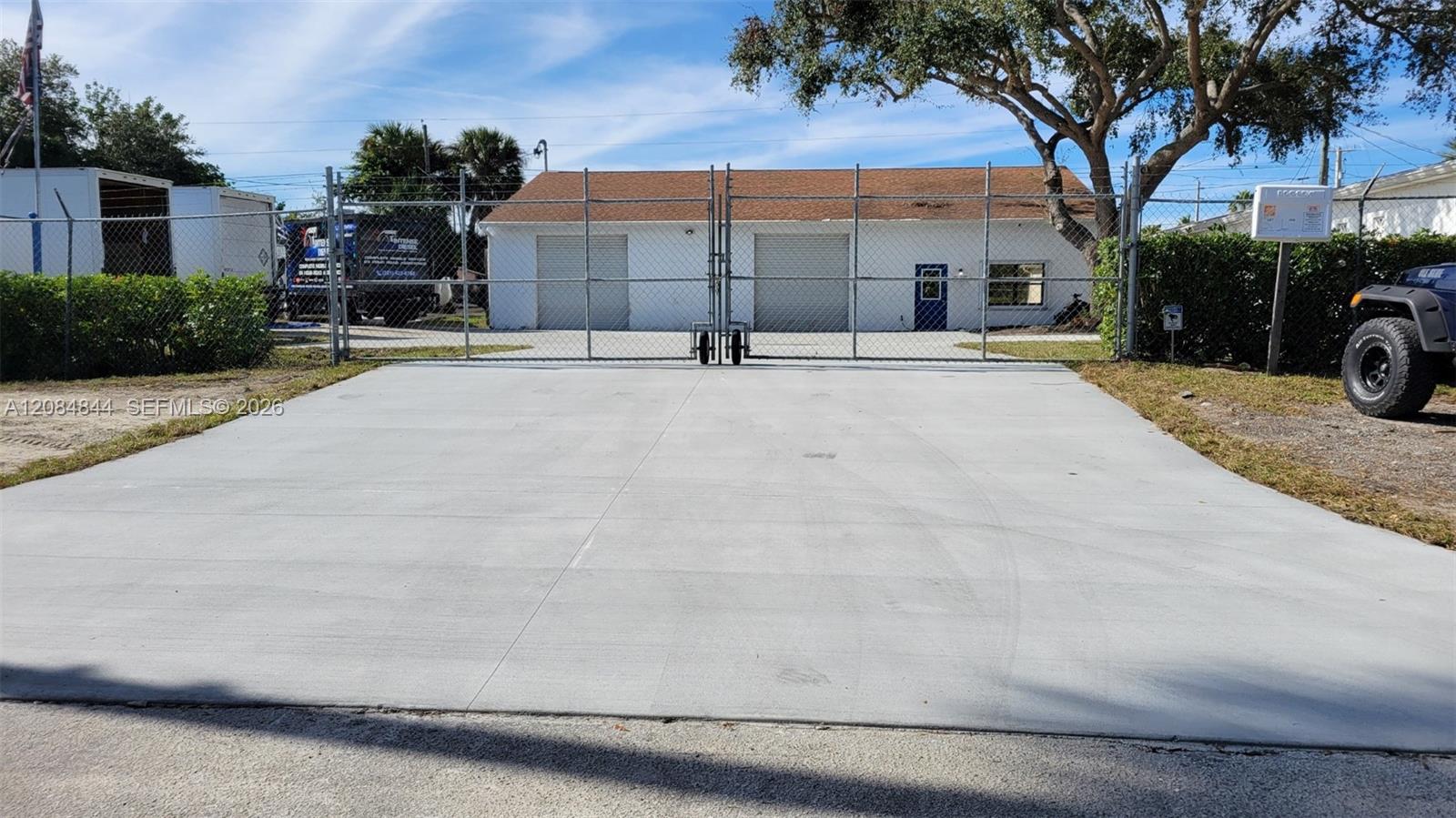 See details / sq. ft. $ 2026-09-07 0 Photo
