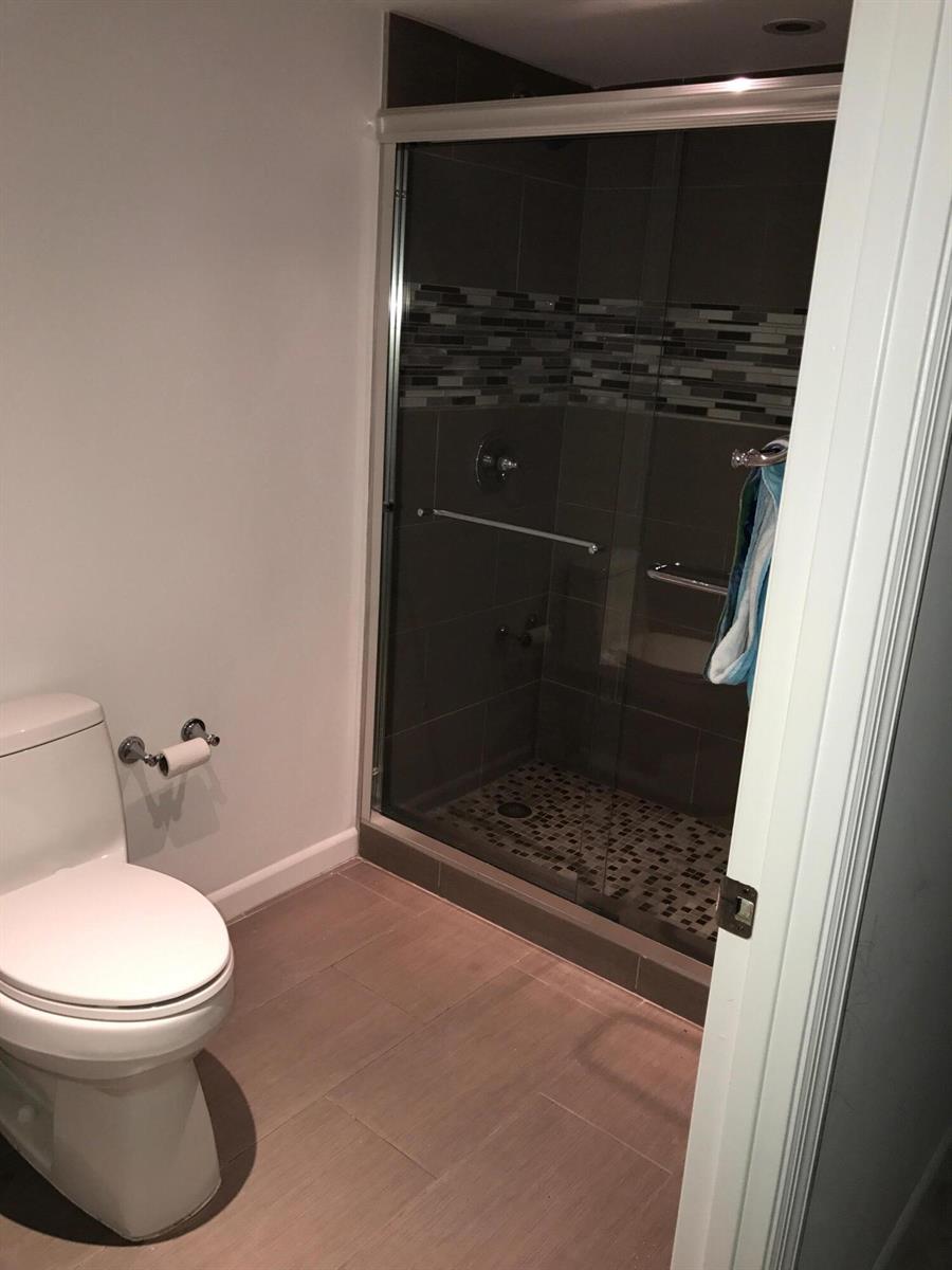 See details L18 2 / 2 1240 sq. ft. $ 2026-09-08 0 Photo
