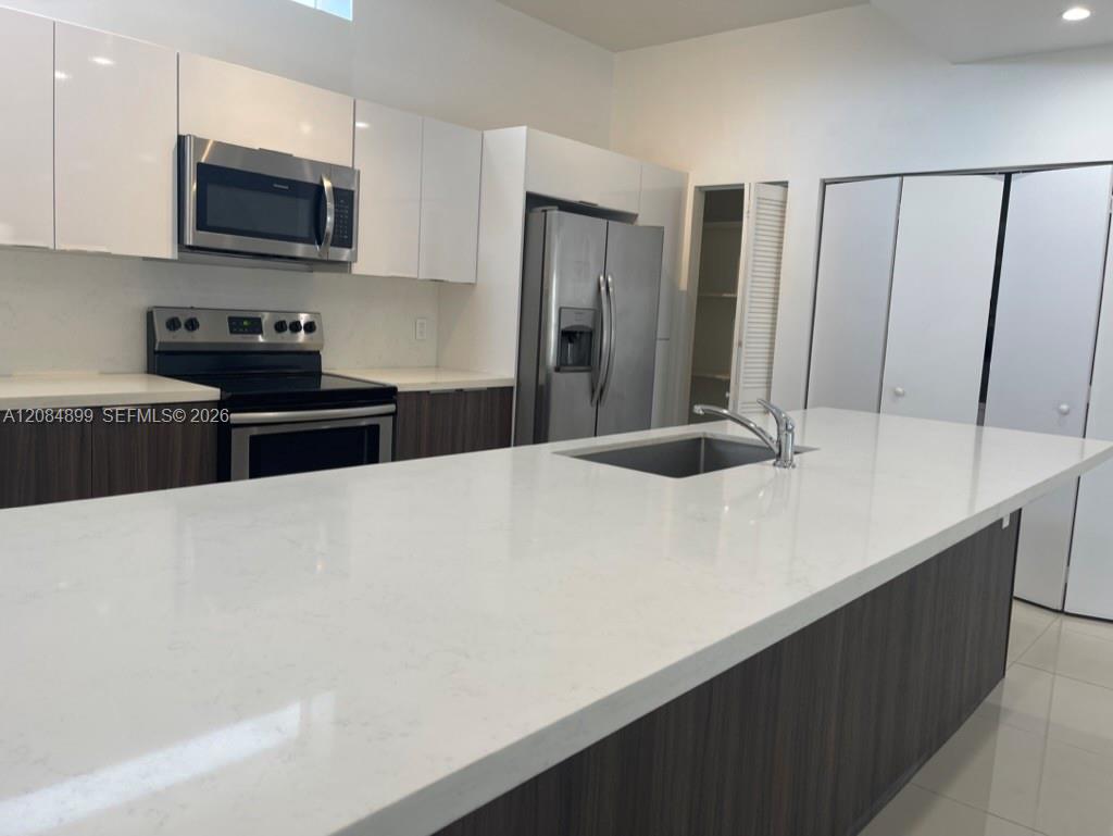 Ver detalles / sq. ft. $ 2026-09-08 0 foto