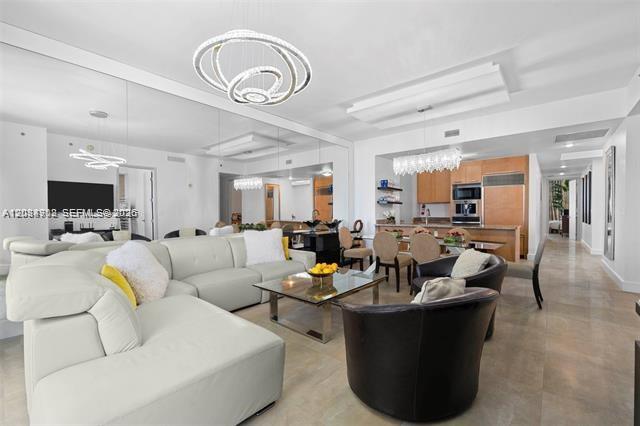 See details 1502 3 / 4 1979 sq. ft. $ 2026-09-08 0 Photo