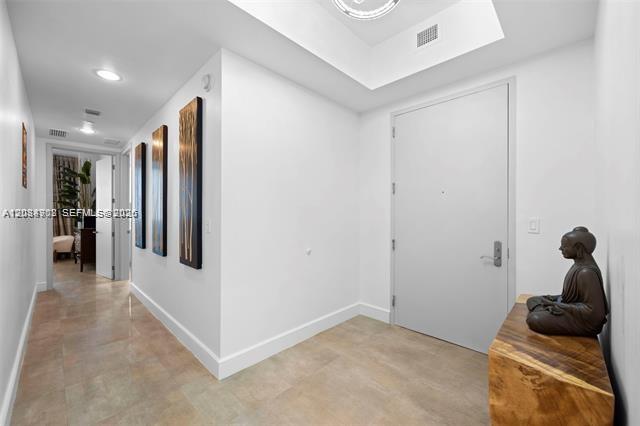 See details 1502 3 / 4 1979 sq. ft. $ 2026-09-08 0 Photo