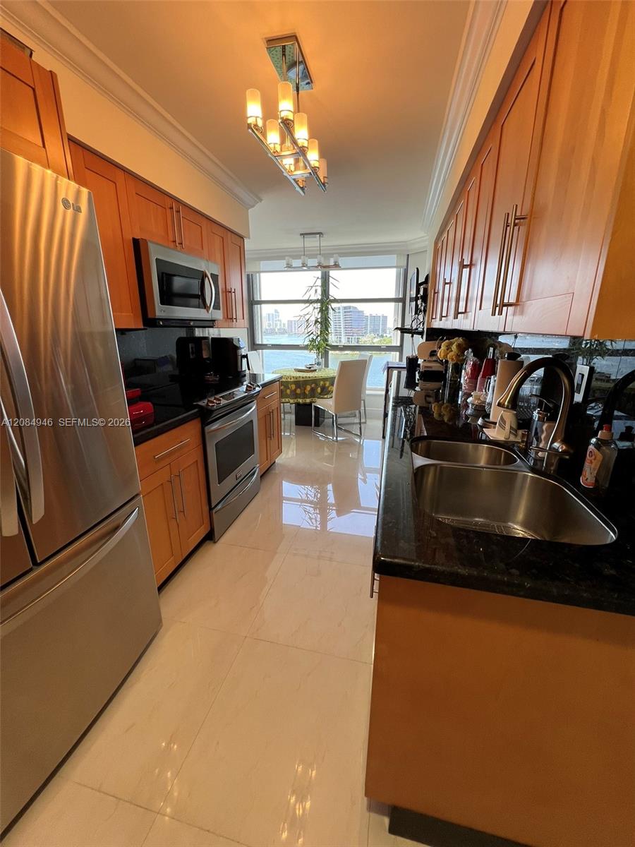 Photo 5 of Mystic Pointe Dr