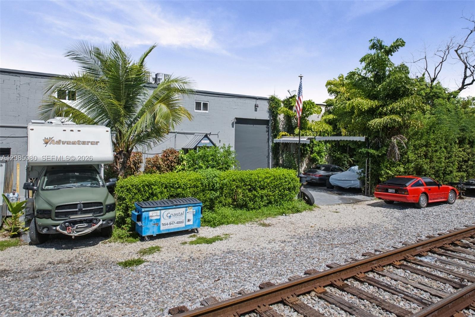 See details 4835 / sq. ft. $ 2026-09-08 0 Photo