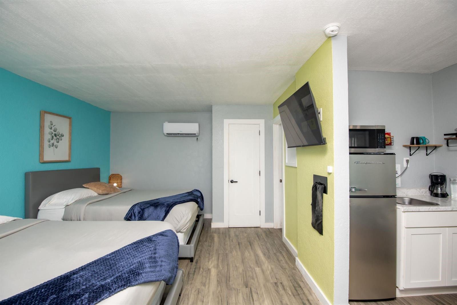   / 0  sq. ft. $ 2026-09-10 0 foto