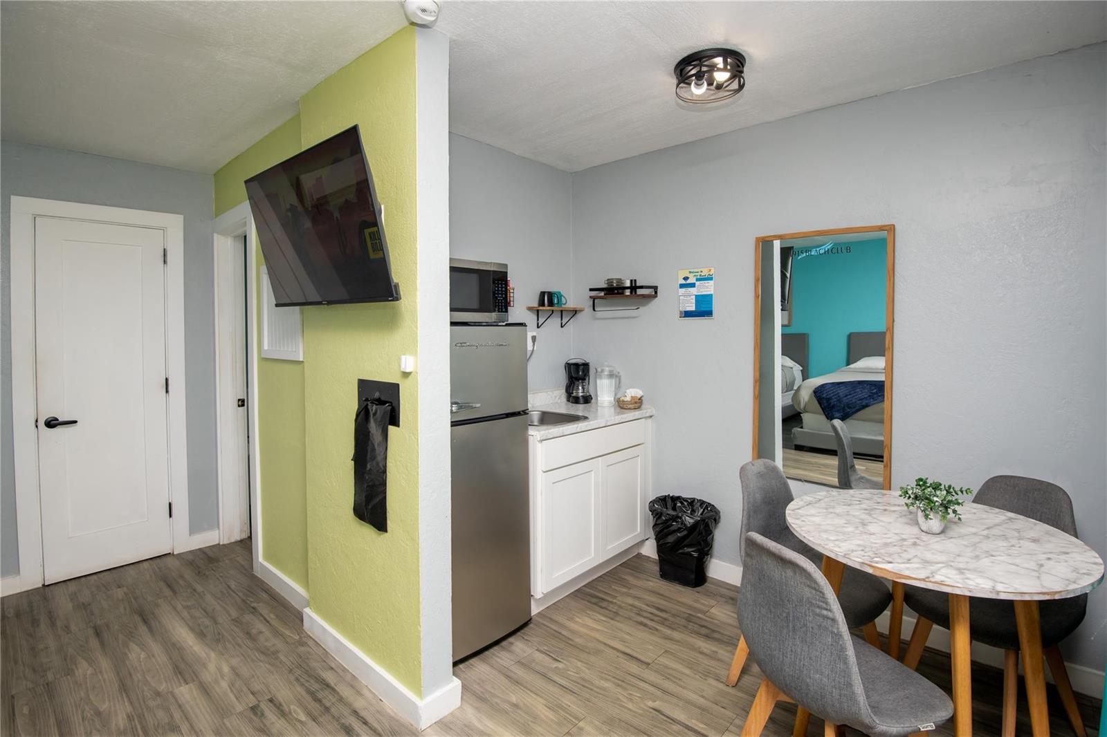   / 0  sq. ft. $ 2026-09-10 0 foto