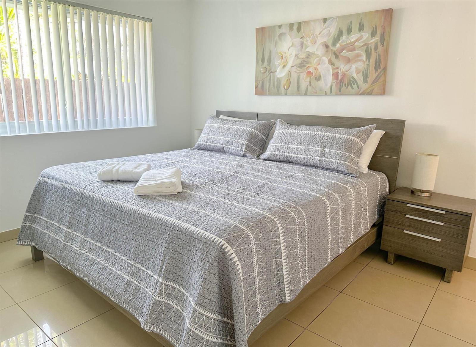 A - B  / 0 1625 sq. ft. $ 2026-09-29 0 foto