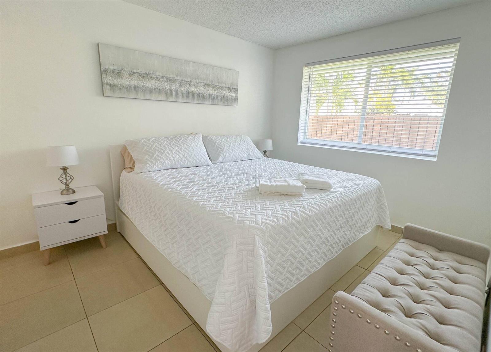 A - B  / 0 1625 sq. ft. $ 2026-09-29 0 foto