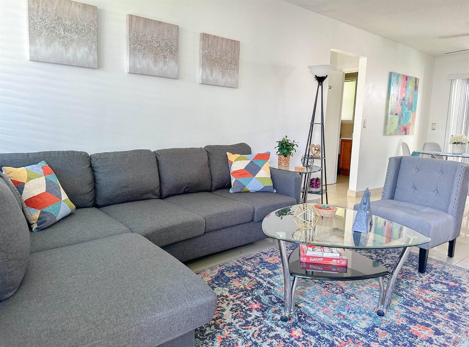 A - B  / 0 1625 sq. ft. $ 2026-09-29 0 foto