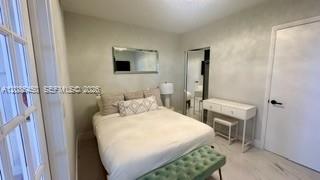 See details 5001 3 / 3 2065 sq. ft. $ 2026-09-08 0 Photo