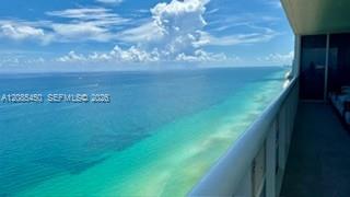 See details 5001 3 / 3 2065 sq. ft. $ 2026-09-08 0 Photo